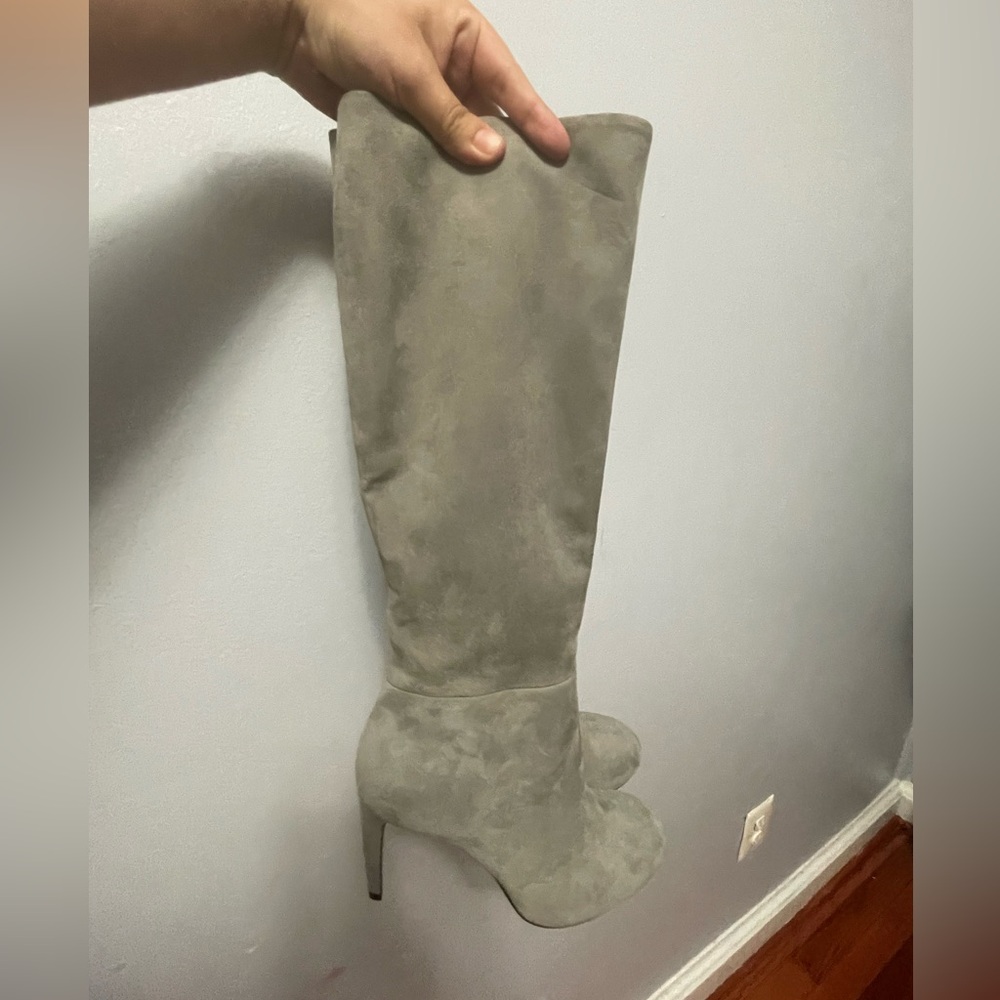 Gucci Gray Heeled Boots - Picture 12 of 12